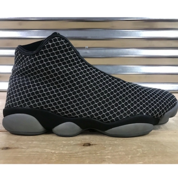 Men's Jordan Horizon (Size 13) - Picture 4 of 7